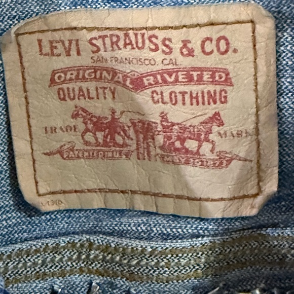Levi's Blue Denim Vest with Silver Studs - Picture 3 of 6